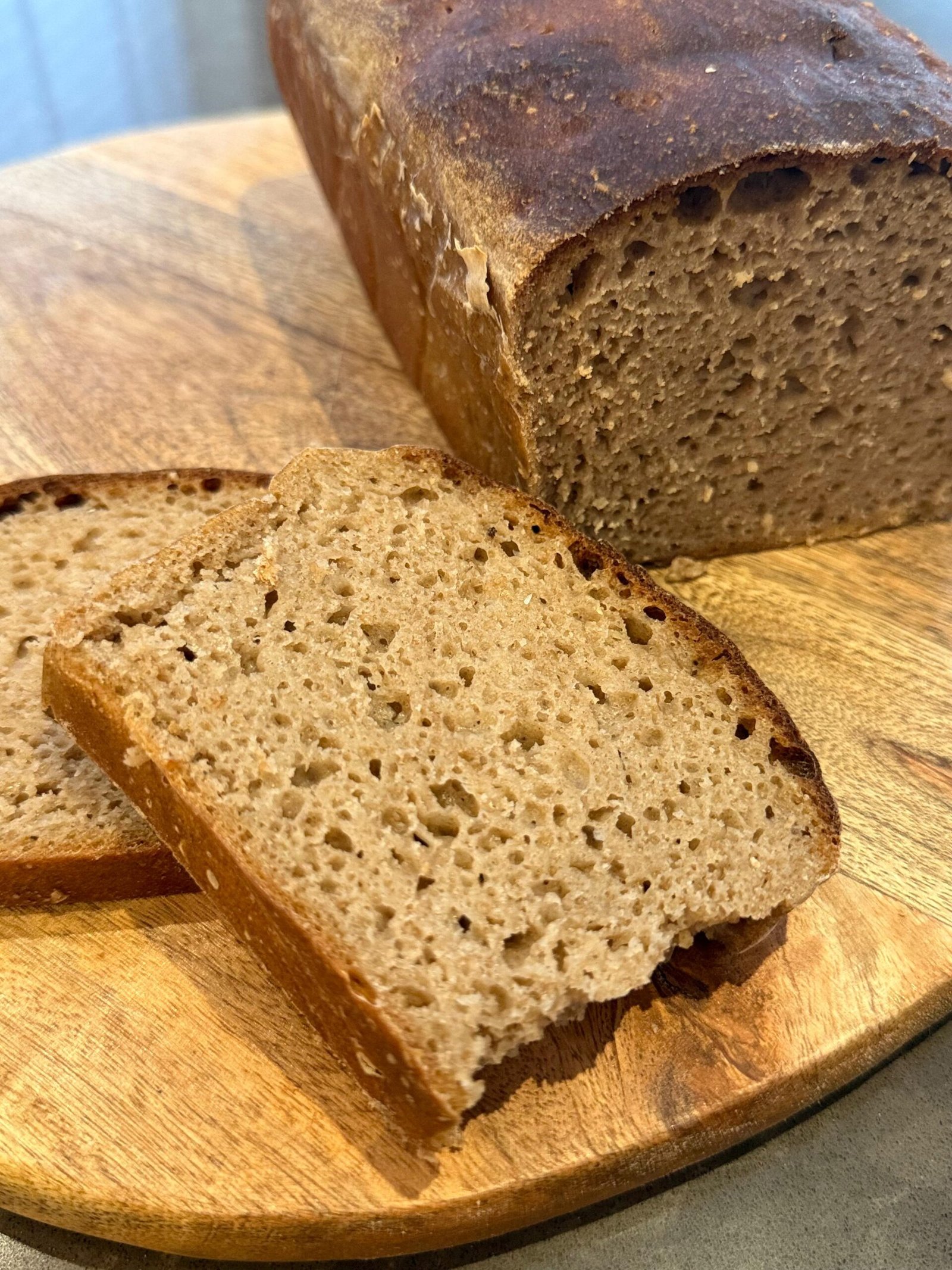 zuurdesembrood met roggebloem