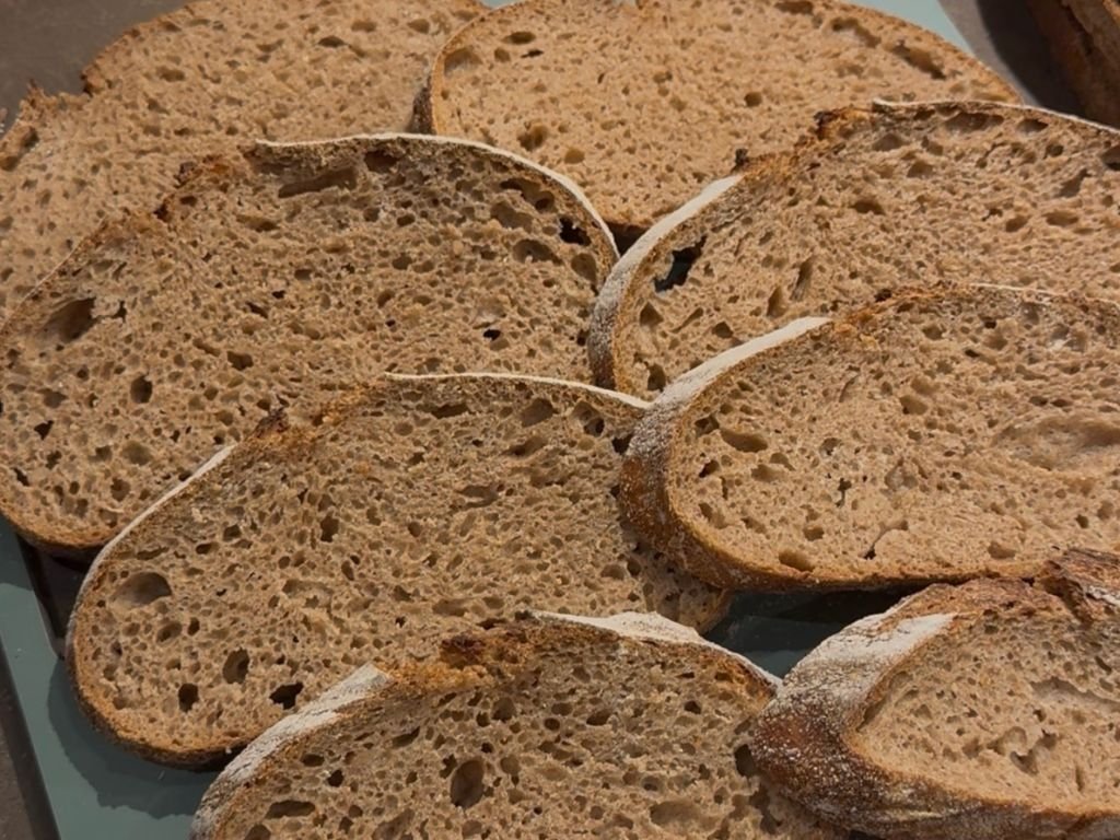 speltmeel-zuurdesembrood-kruim speltmeel zuurdesembrood kruim