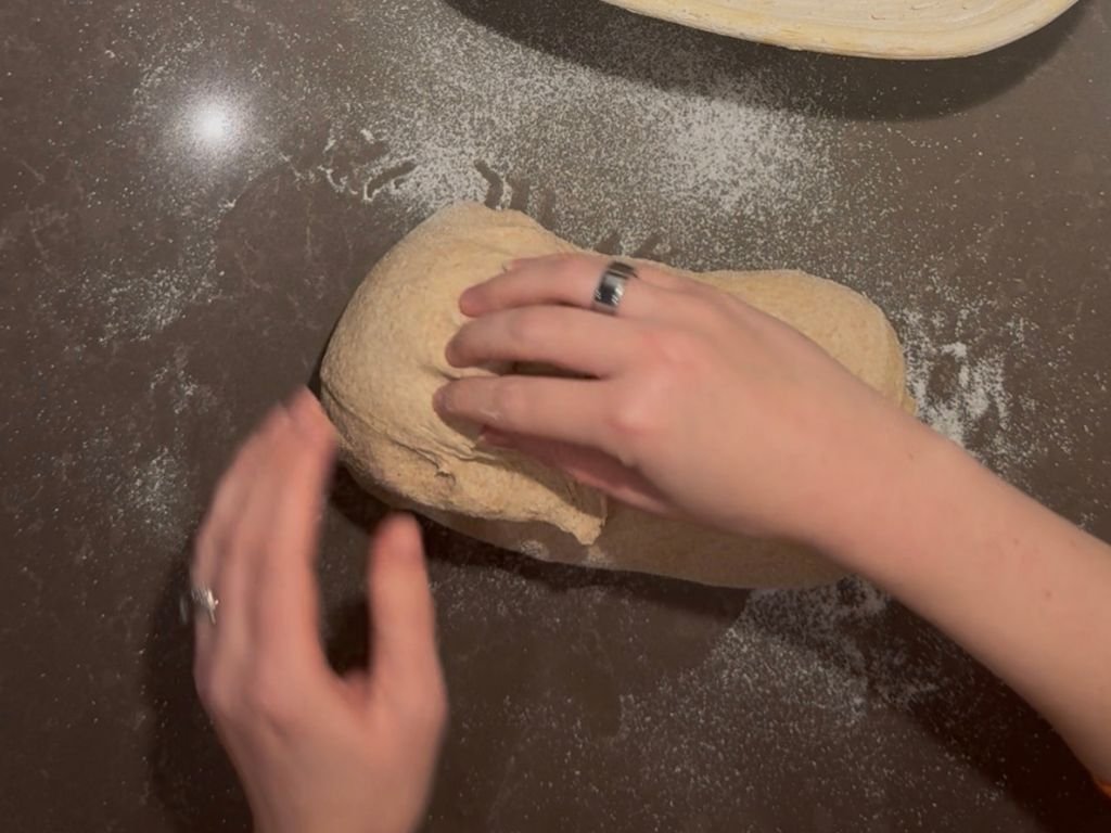 speltmeel-zuurdesembrood-vormen-3 speltmeel zuurdesembrood vormen