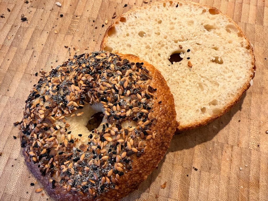 zuurdesem-bagel-binnenkant kruim zuurdesem bagel binnenkant